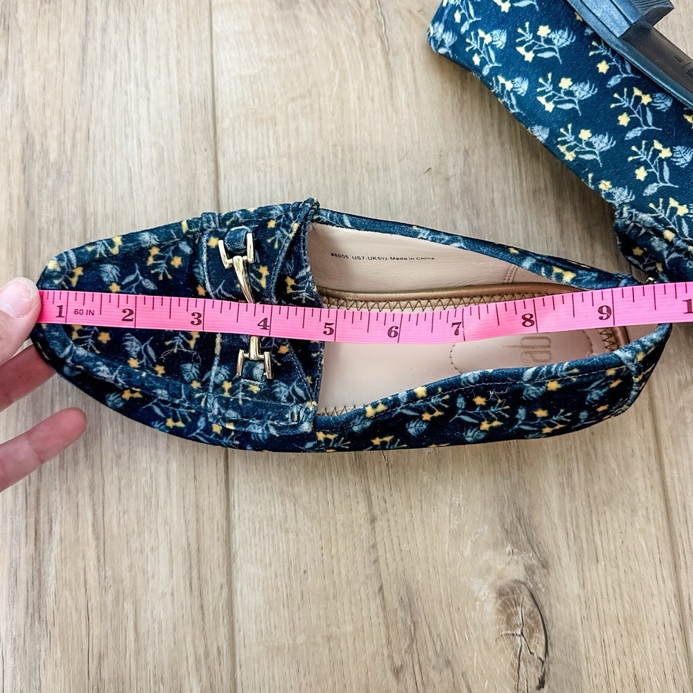 Cabi Womens Size 7 Blue Yellow Floral Velvet Carnaby Loafers Shoes Flats 6005 - Picture 6 of 6